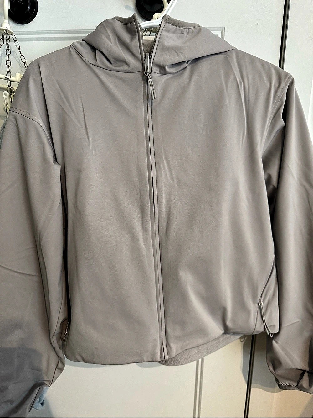 Uniqlo Windproof Fleece Reversible Full-Zip Hoodie Gray